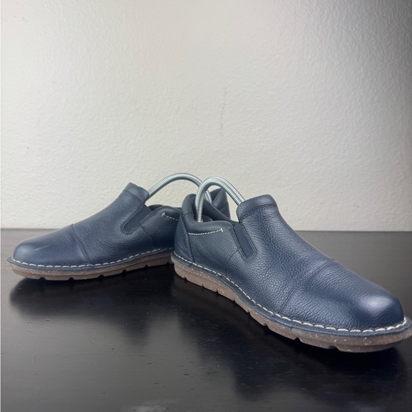 Collection Clarks Tamitha Cattura Leather Womens Navy Blue Zippered Shoes Sz 6.5 - Picture 7 of 8